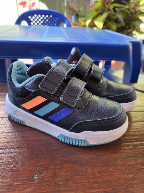 Tenisky  + doporučené poštovné, adidas,25
