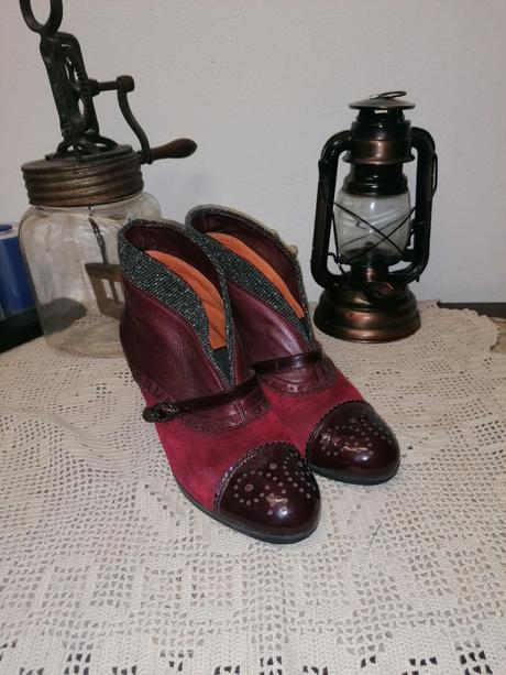 Kožené prechodné čižmy hispanitas, 38