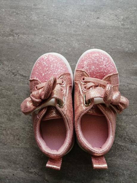 Tenisky s mašličkou, v25, vd 15,5 cm max, 25