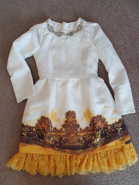 Prenádherné šaty xs, xs