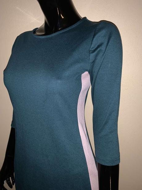 Smaragdové šaty s pruhom, reserved,s