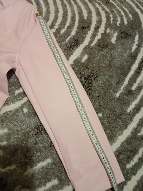 Koženka 140, gate,140