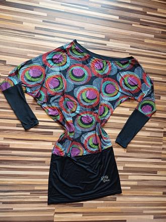 Asymetrické šaty, m