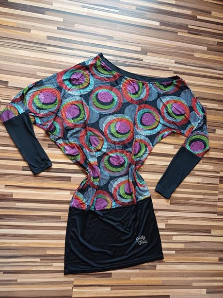 Asymetrické šaty, m