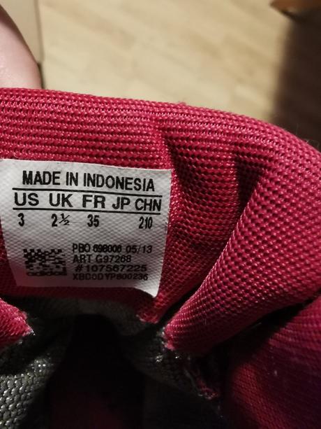 Botasky, adidas,35