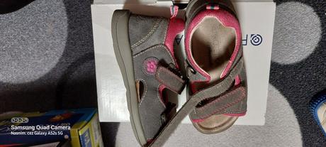 Sandalky, protetika,26