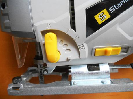 Priamočiara píla starline 810w s laserom,