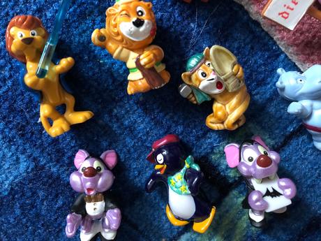 Malý látkový sloník z jarmoku a kinder,