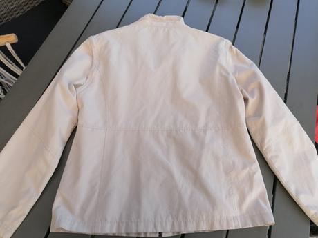 Bunda, street one,38