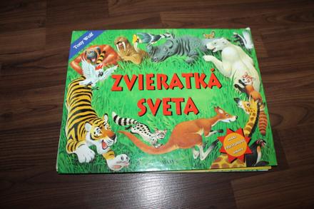 Maxi priestorová kniha zvieratká, 