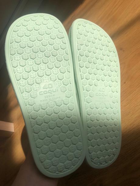 Šlapky nové nenosené, coqui,40