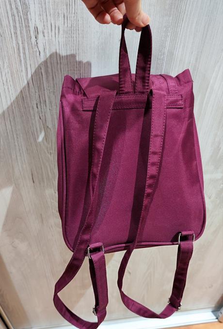 Dámsky ruksak,