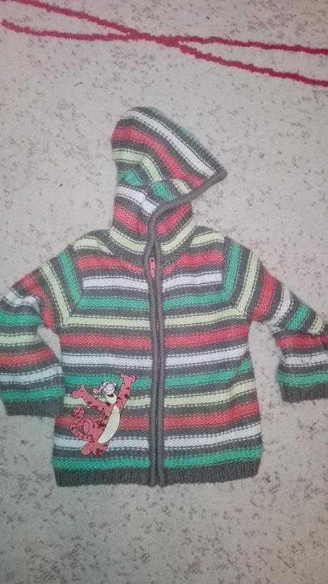 Svetrik vytepleny, 98