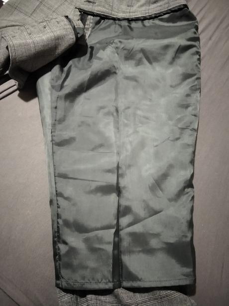 Elegantné nohavice na puky, 42