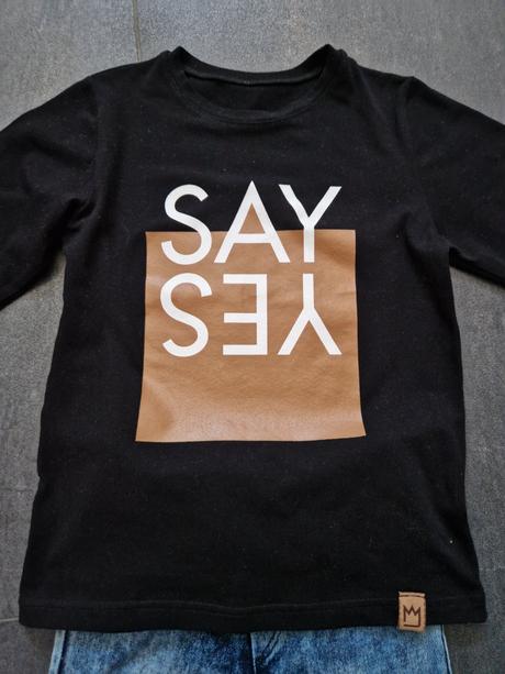 Tričko s nápisom mikoo, 116