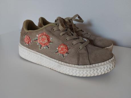 Tenisky s výšivkou 41, deichmann,41
