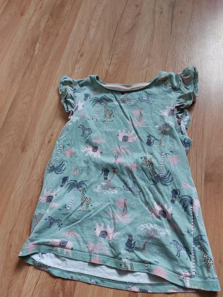 Balík veci 128 7- 8 rokov, 122–134