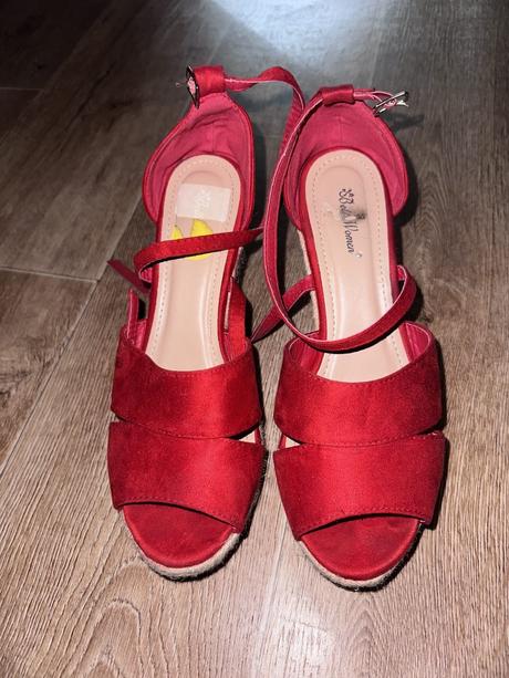 Cervene sandale, 41