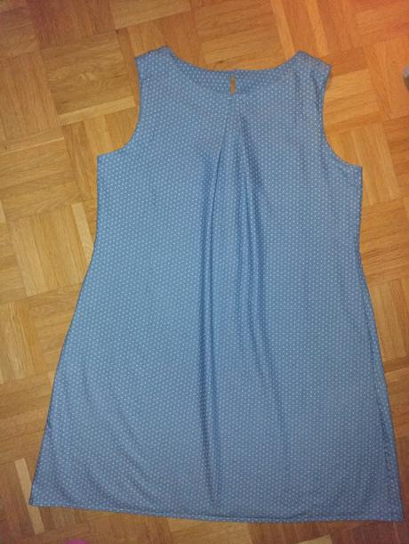 Letné šaty, 44