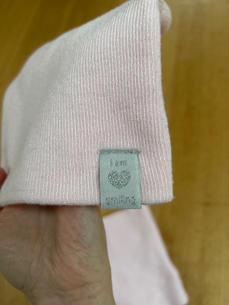 Suprava čiapka a nakrčnik, c&a,104