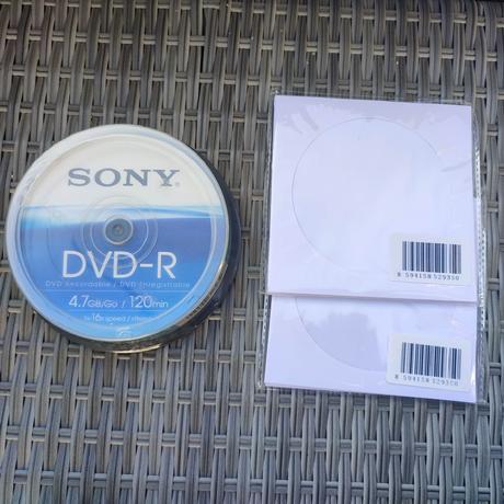 Dvd  20 kus,obaly 20 kusov,2 perá všetko nové zaba, sony