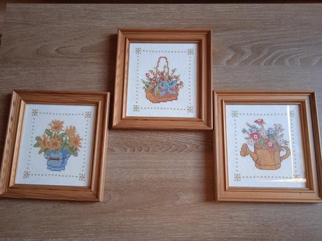 Sada troch vyšívaných obrazov, 