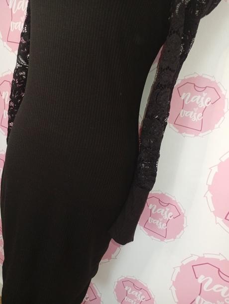 Rebrovane šaty s čipkou, s