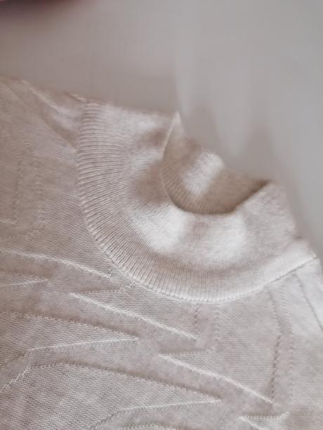 Dlhší svetrík l, l