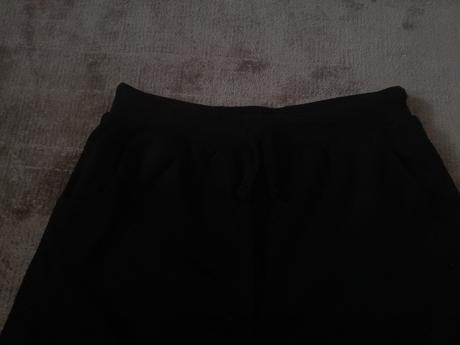 Predám tepláky, sinsay,152