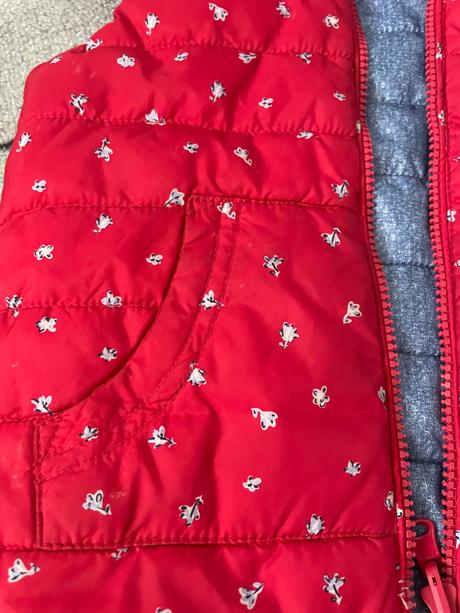 Dievcenska vesta obojstranna, c&a,104