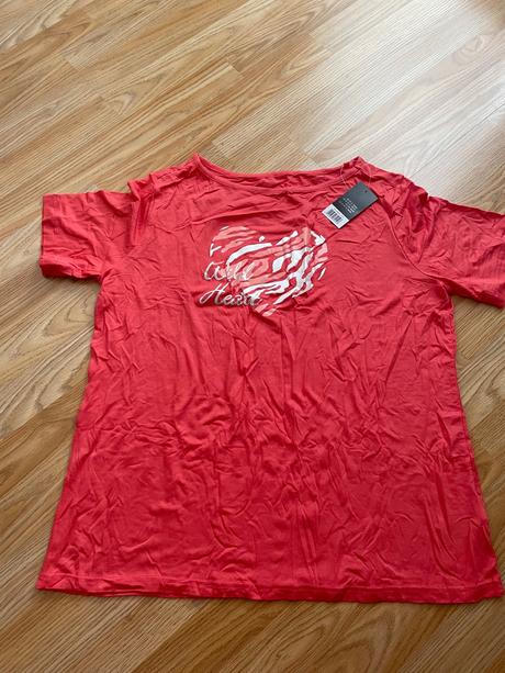 Tricko so srdieckom, esmara,44