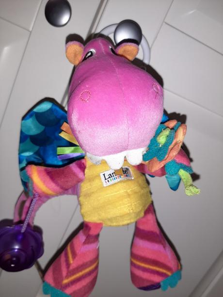 Dráčik na kočík, autosedačku tomy, lamaze, 