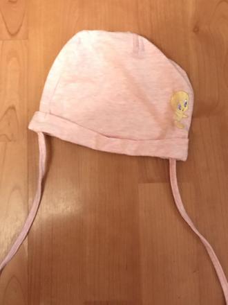 Bledoružová čiapka tweety, 62