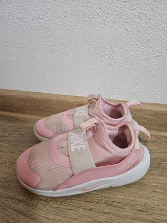 Botasky nike velkosť 26 + sandálky, nike,26