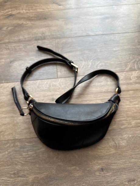 Kabelka, ľadvinka, reserved