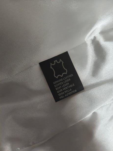 Kozusinova vesta z lisky, s