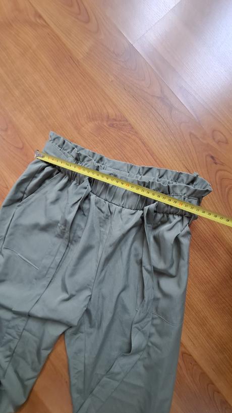 Lahucke nohavice s gumou v pase, m