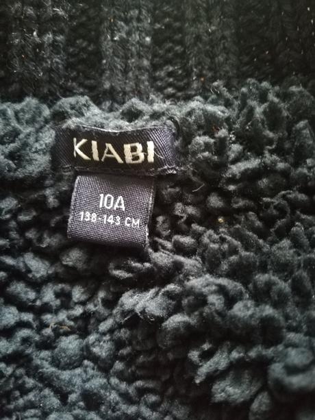 Kiabi svetrík, 140