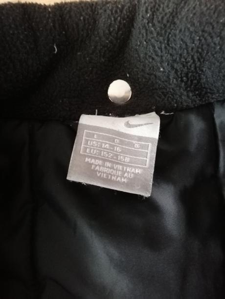 Vetrovka, nike,152