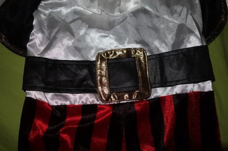 Kostym upira na karneval od incharacter costumes, 