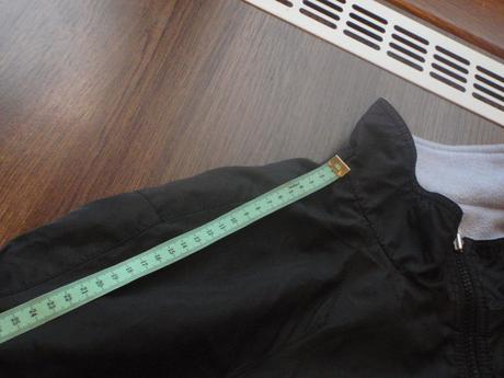 Obojstranná vetrovka na donosenie, 152