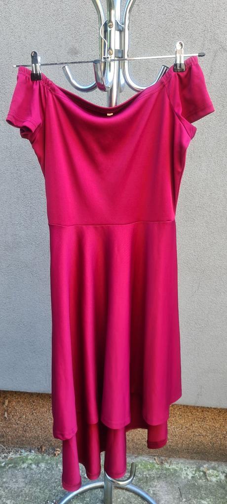 Jednoduché elegantné šaty, 164