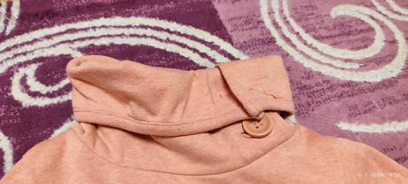 Pulóver koníky, 140