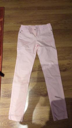 Ľahúčke bledoružové rifle, glo-story,146