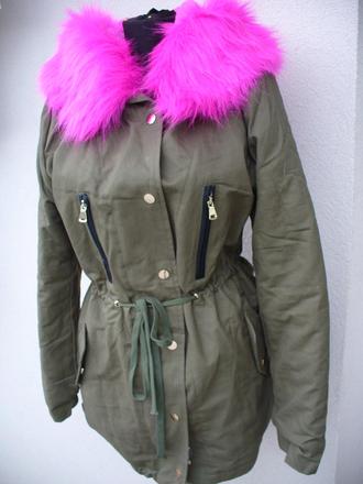 Parka s ruzovou kozusinou, l