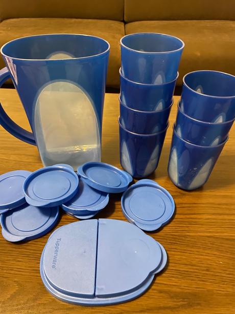 Tupperware sada pohárov a dzbanu, 