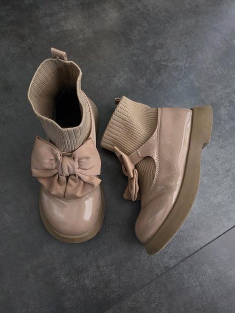 Prechodné čižmičky s mašľou, 32