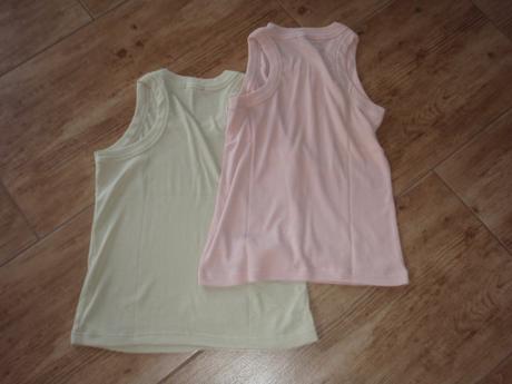 Trička, green trees,l