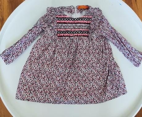 Krásne šatky, staccato,74