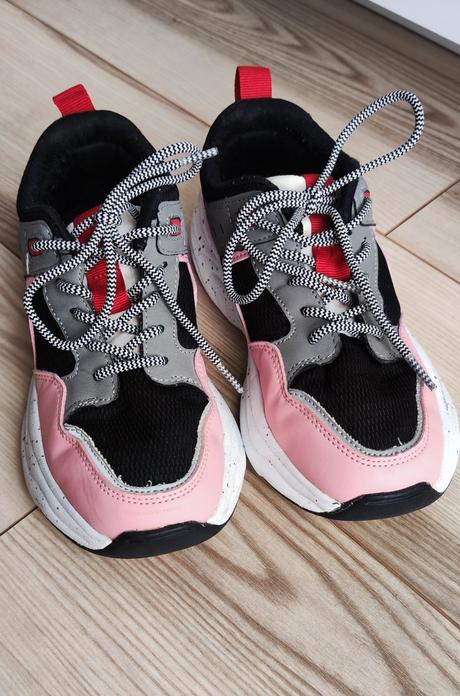 Tenisky, reserved,33